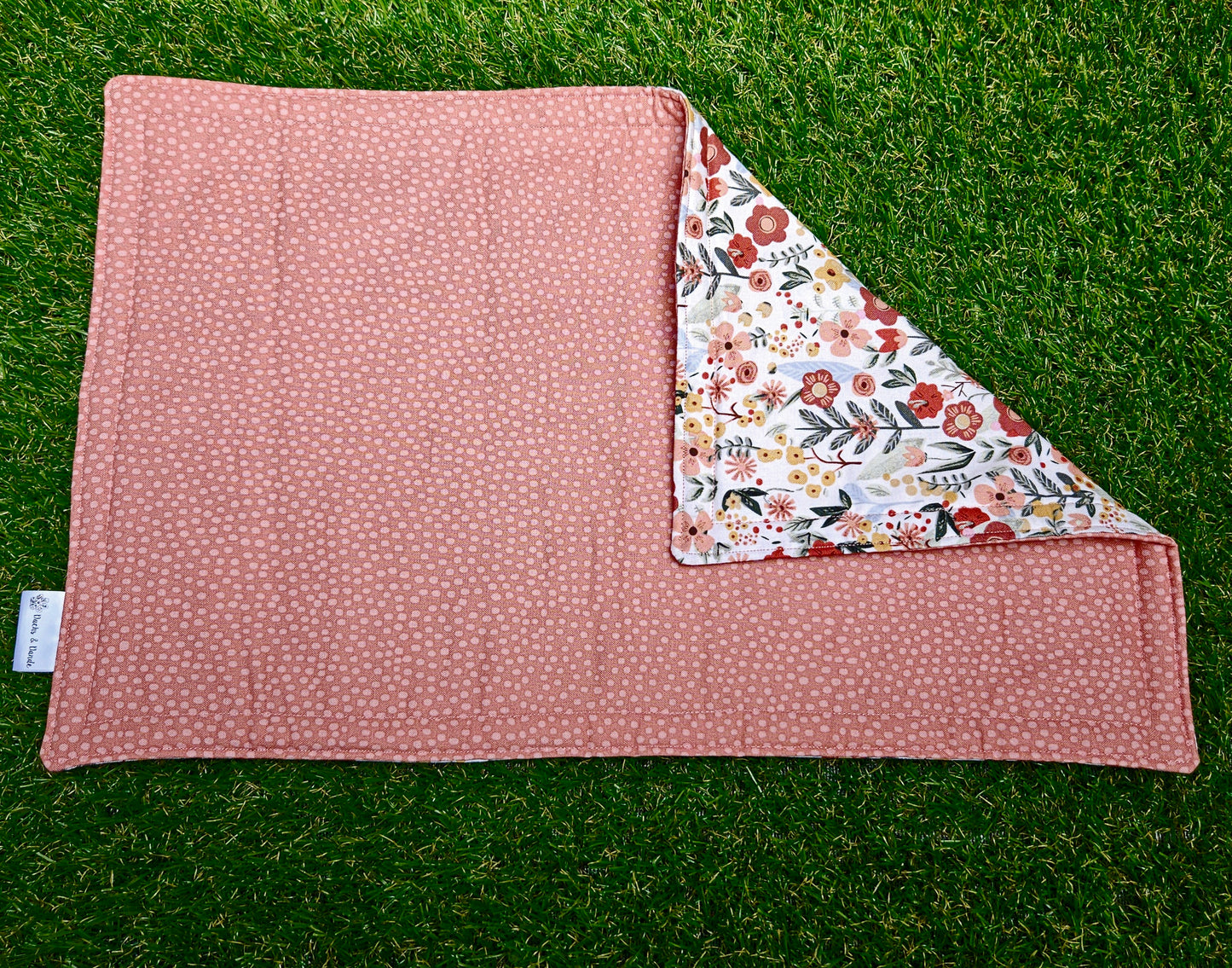 White Floral Pet Placemat
