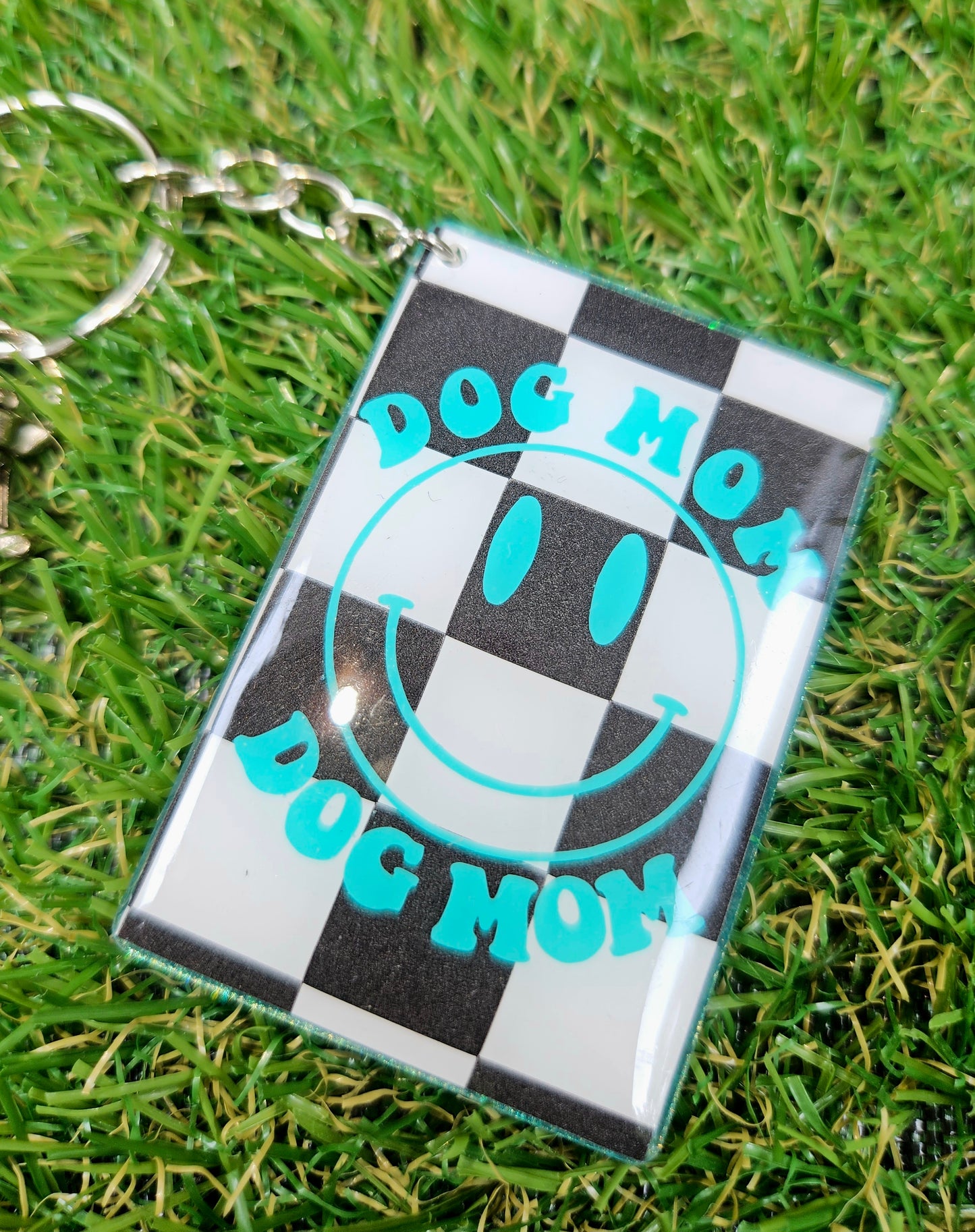 Dog Mom Smiley Keychain