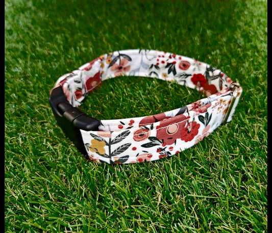 White Floral Collar