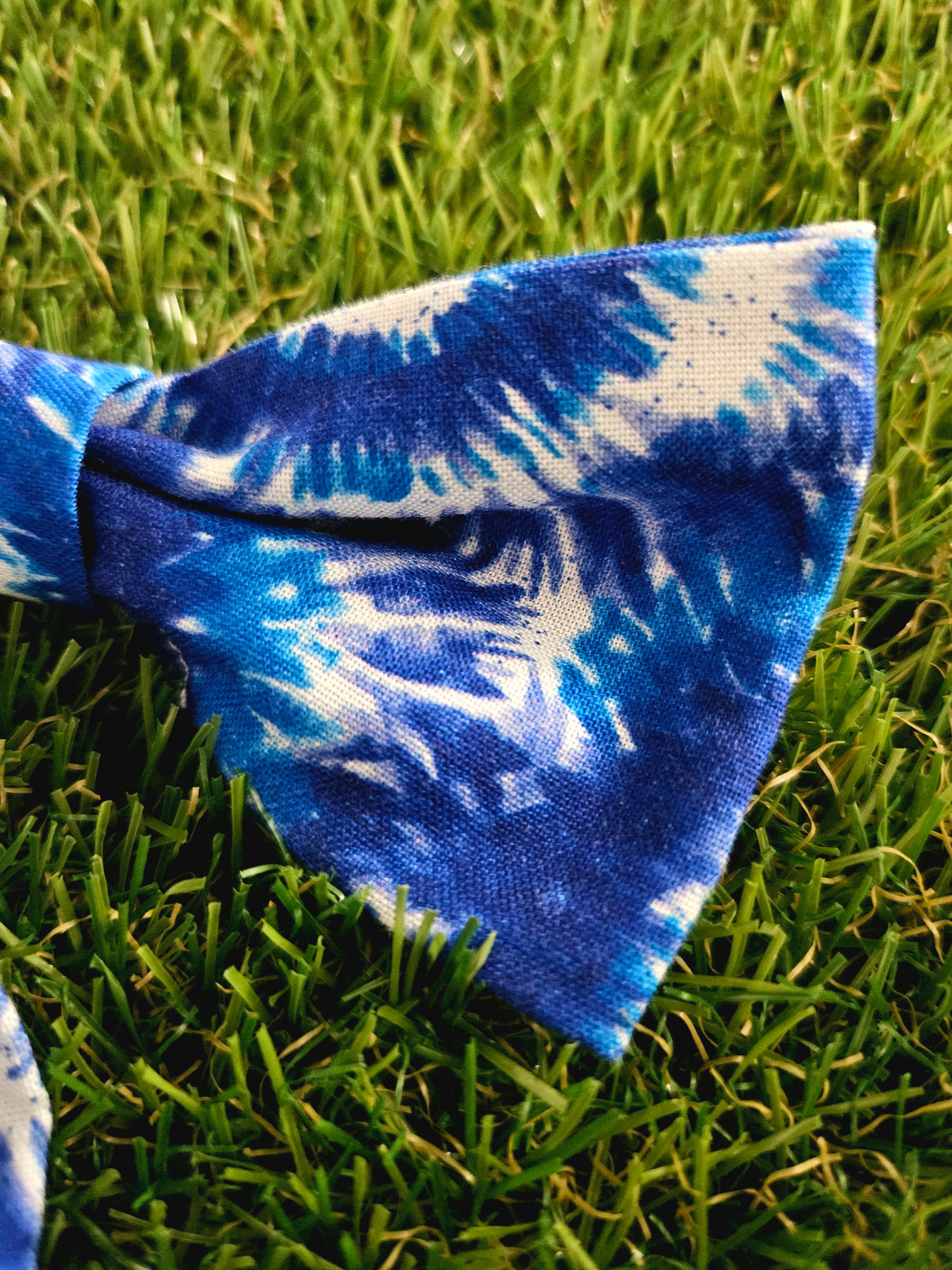 Blue Tie Dye Bowtie