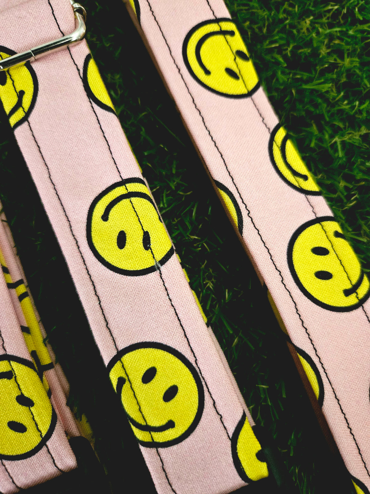 Smiley Face Collar
